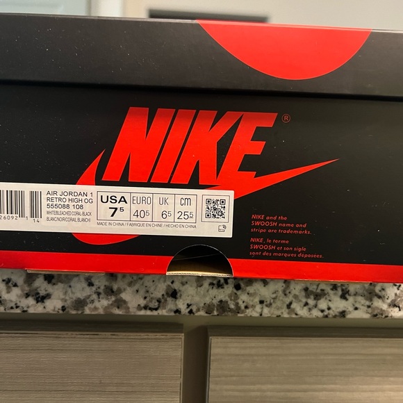 Jordan 1 retro high bleached coral - Picture 8 of 9